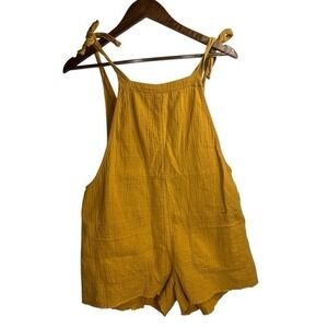 Billabong girl on the run overall shorts size S/P